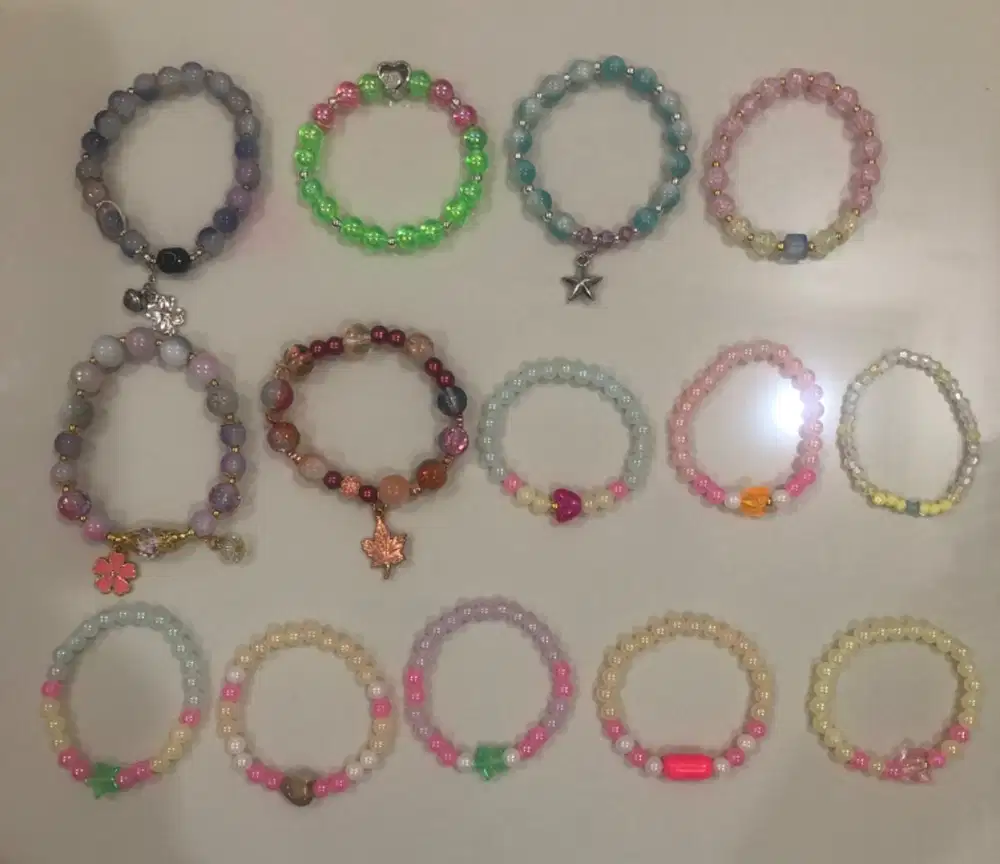 Gratis gelang manik manik