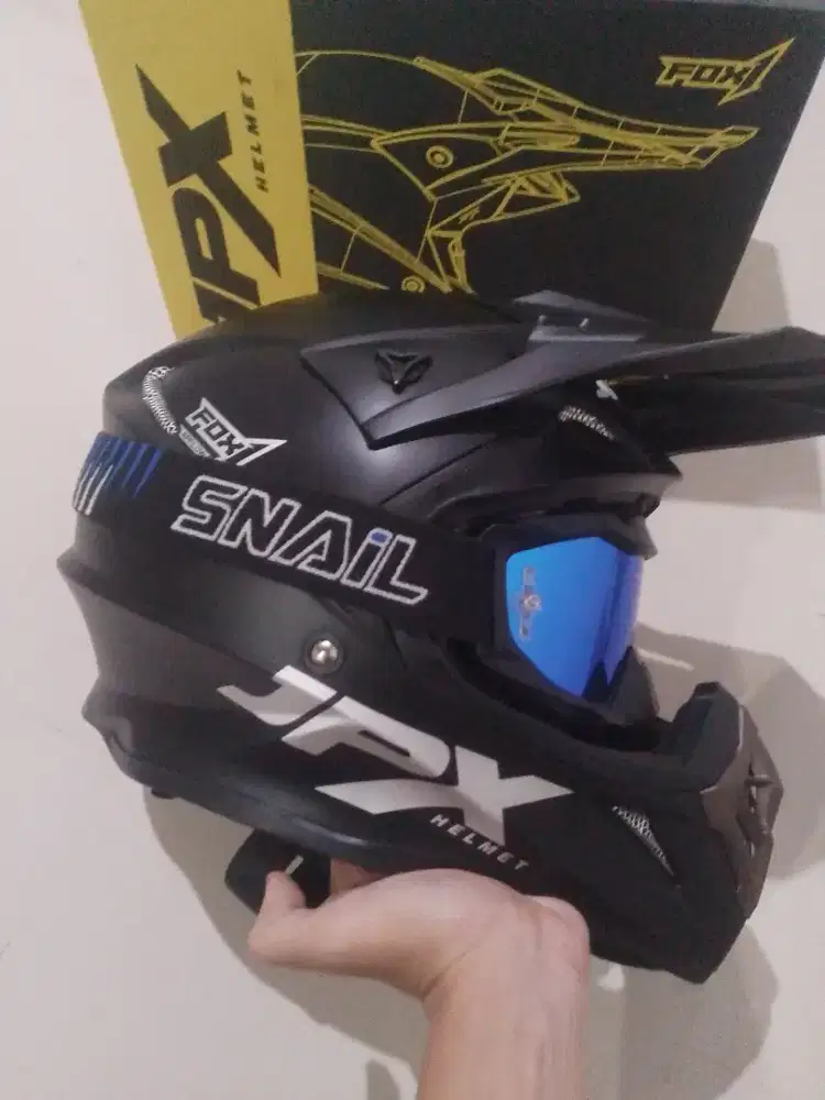 Helm trail jpx fox1