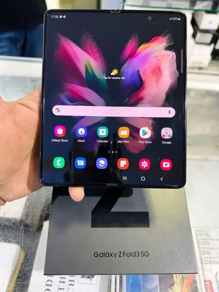 Samsung galaxy z fold 3