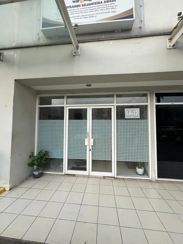 RUKO 2 LANTAI LOKASI STRATEGIS DI CINERE - COCOK UNTUK KANTOR/USAHA