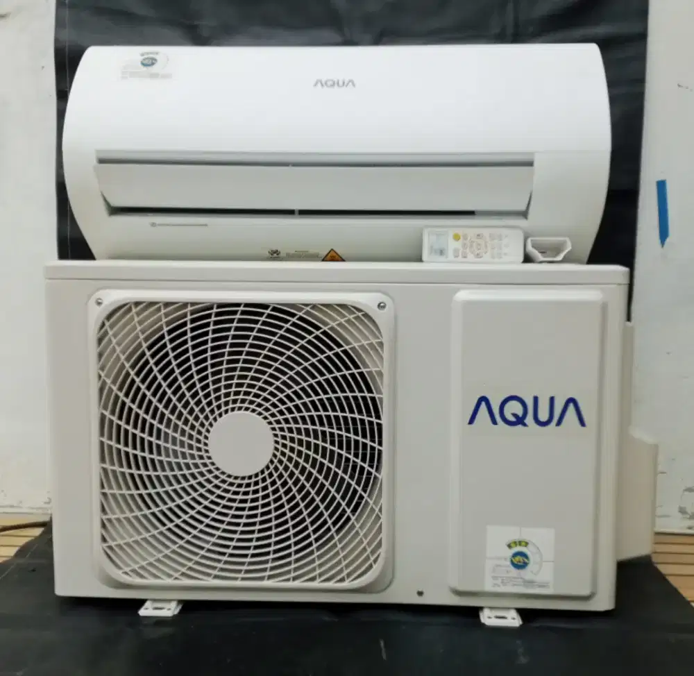 AC. Aqua ½ PKan msh ORIGINAL. Terima dingin sudah +material.
