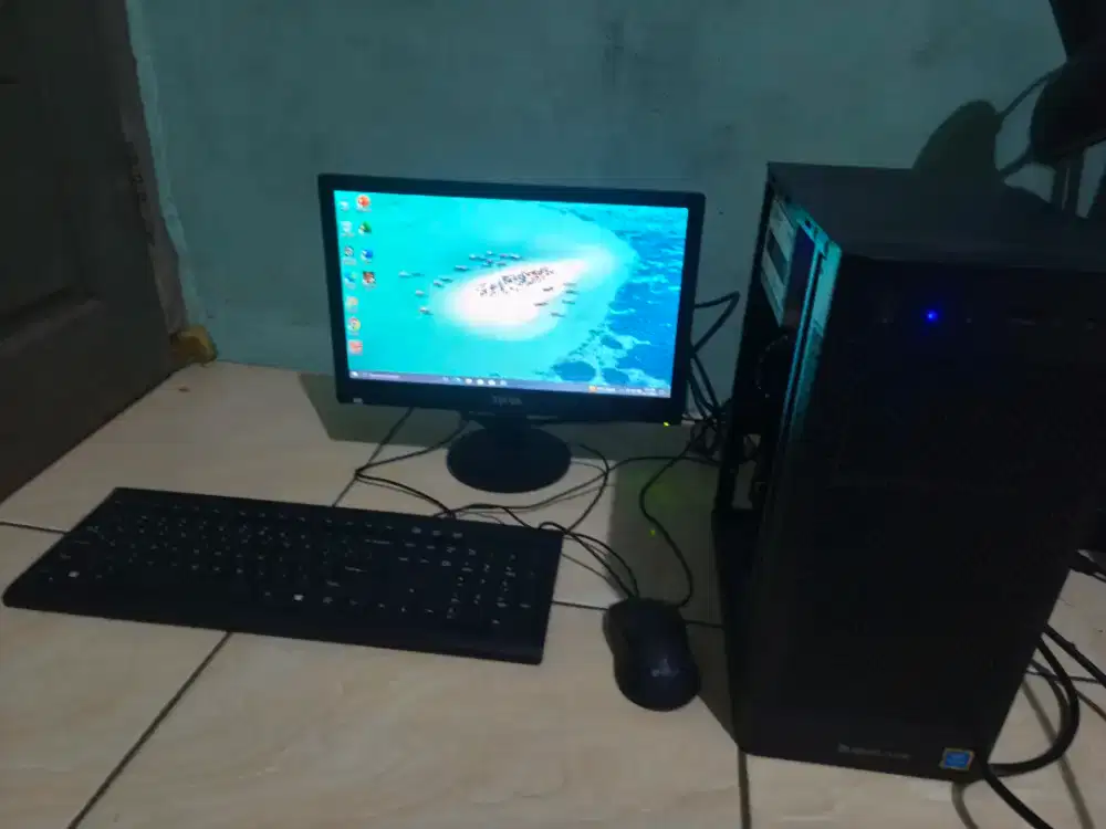 Komputer fullset 2jt