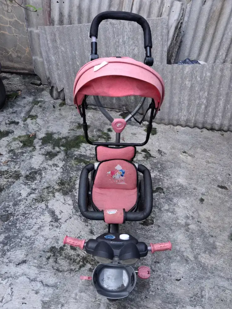 Sepeda Anak Roda Tiga Merk Family