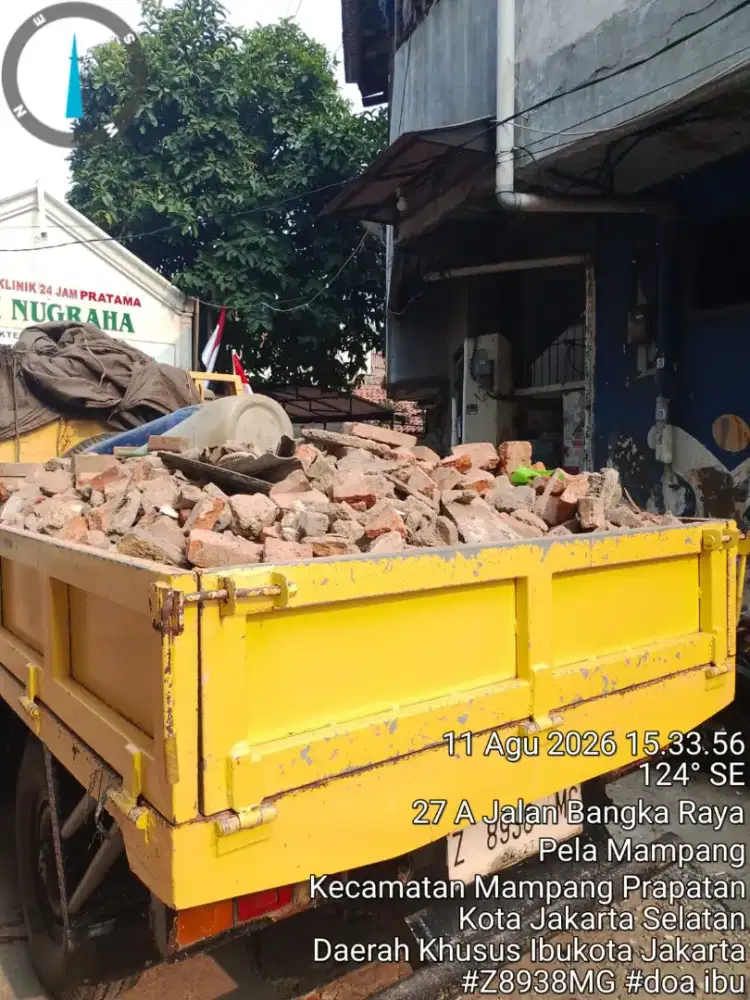 Jasa buang puing dan buang sampah furniture