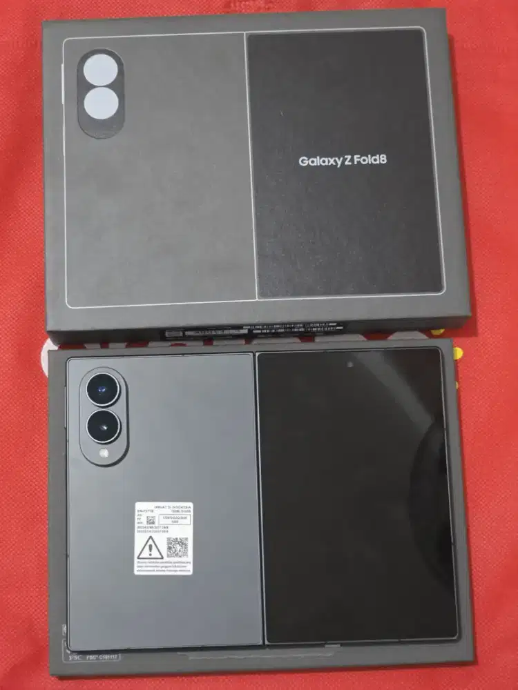 Samsung Fold 8 (512Gb) Open Box 1 Hari