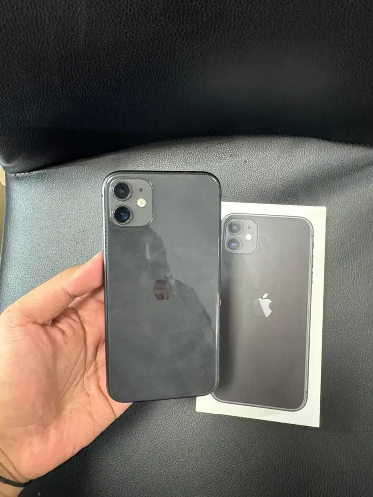 Iphone 11 64gb resmi ibox fullset second