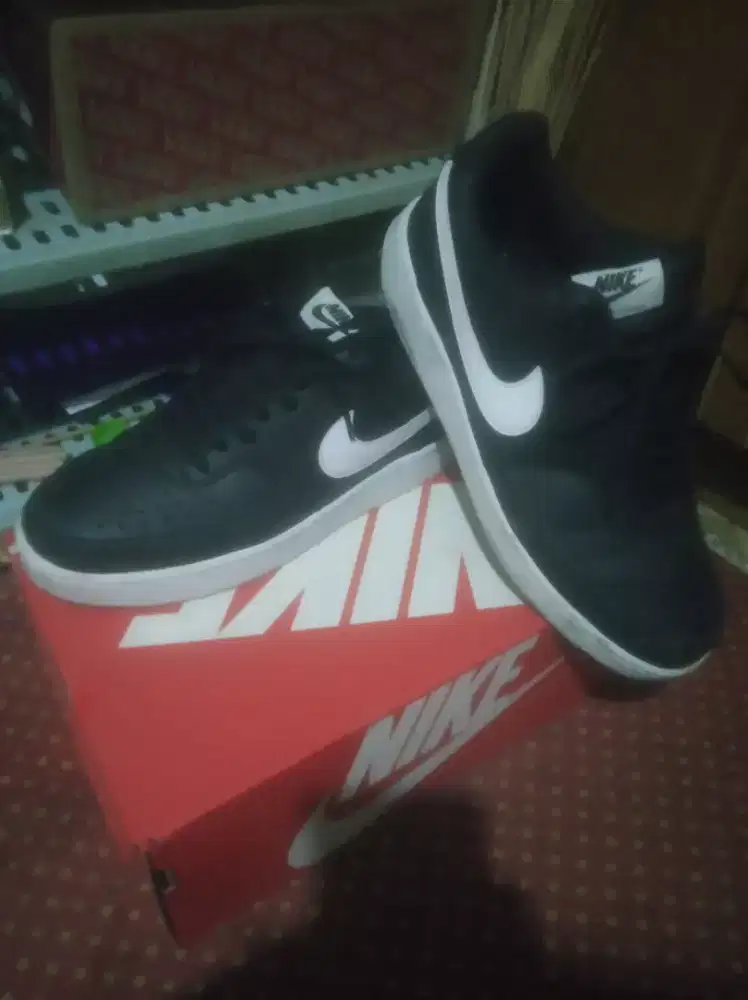 Sepatu NIKE COURT VISION LO NN (DH2987-001) made in vietnam