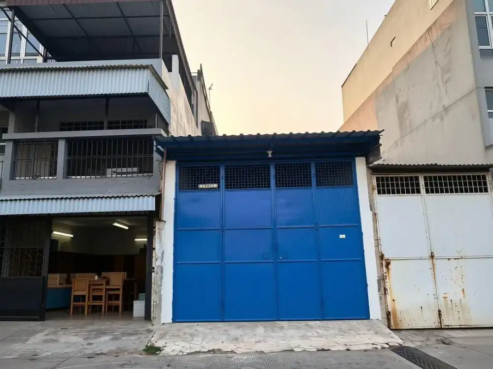 Disewakan Ruko Lokasi Strategis Jalan Tambora, Jakarta Barat