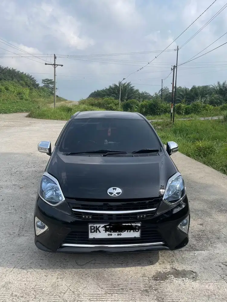 Mobil Agya ganteng Jual santai
