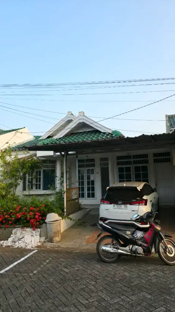 DIKONTRAKAN MURAH RUMAH ELIT PERMATA HIHAU