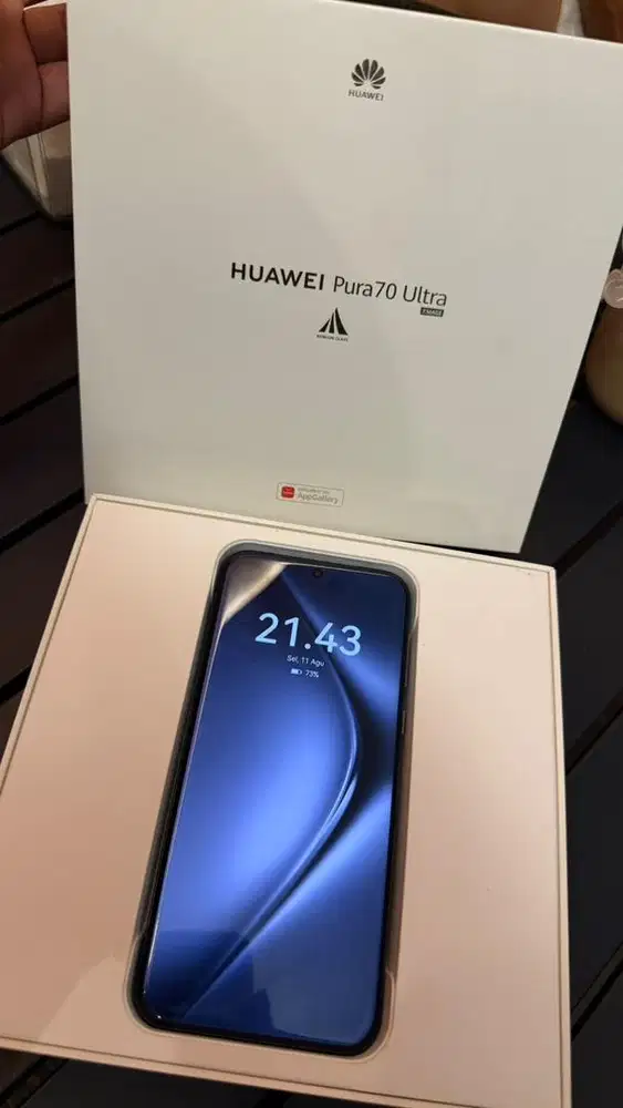 HUAWEI PURW 70 ULTRA LIKE NEW