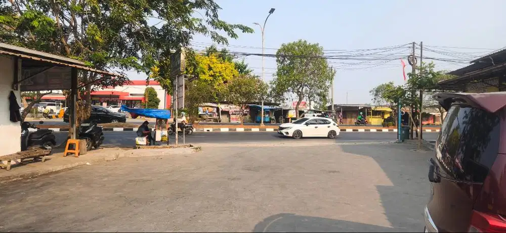 DISEWAKAN BANGUNAN COCOK UNTUK TEMPAT USAHA