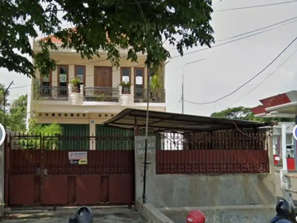 RUMAH Jl. Raya SUKOSEMOLO - Semolowaru 2 LT.  HADAP SELATAN.  AC 3 UNIT MASIH BARU.