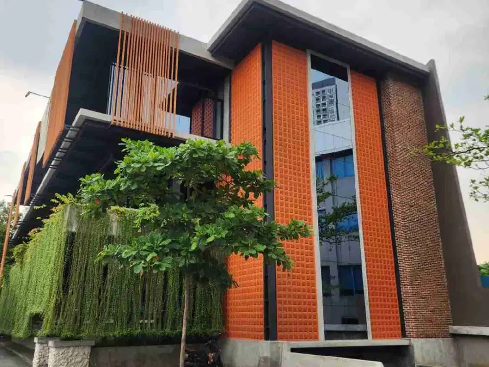 JUAL ATAU SEWA GEDUNG BARU PEJATEN BARAT PINGGIR JALAN RAYA