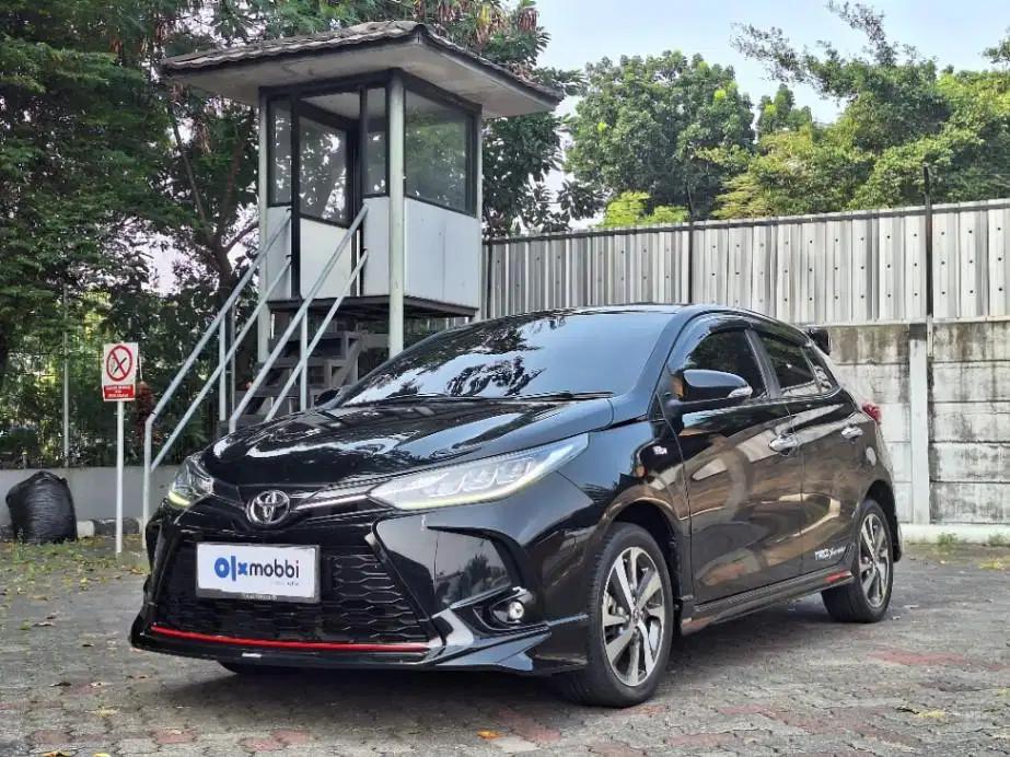 Cash dan Credit Toyota Yaris AT 2021 BRV