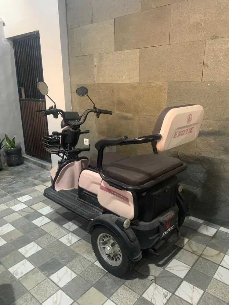Exotix Sierra Sepeda Listrik Roda Tiga