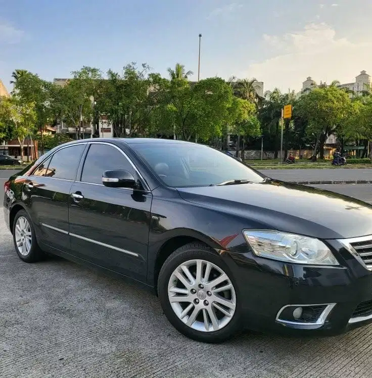 TOYOTA NEW CAMRY 3.5 Q AT 2010