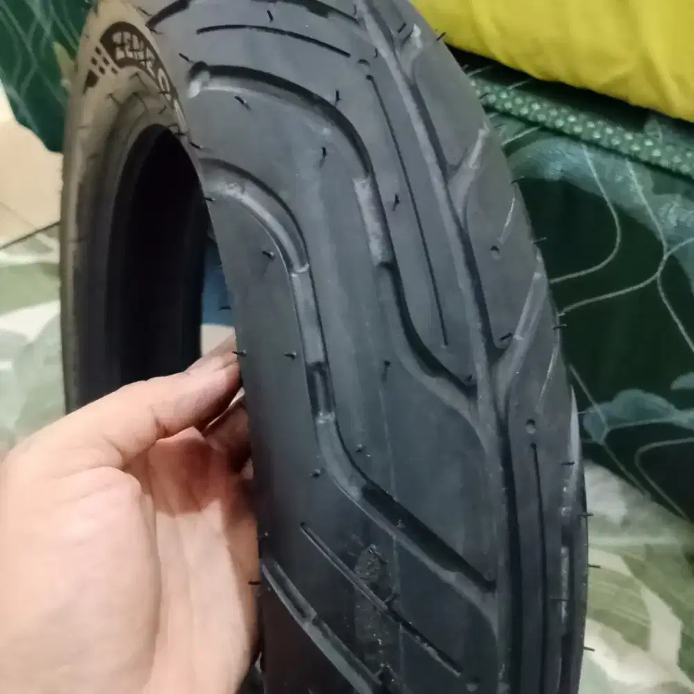 Jual ban zenous 100/90-12 like new