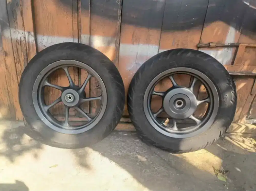 VELG MOTOR ORIGINAL HONDA SCOOPY 2018