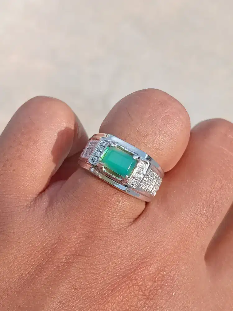 CINCIN BATU BACAN DOKO