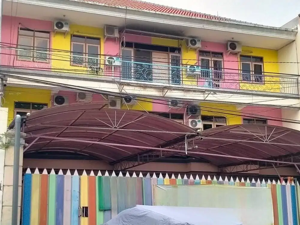 DIJUAL RUMAH KOST PUTRI AKTIF DI TENGGILIS MEJOYO DEKAT UBAYA