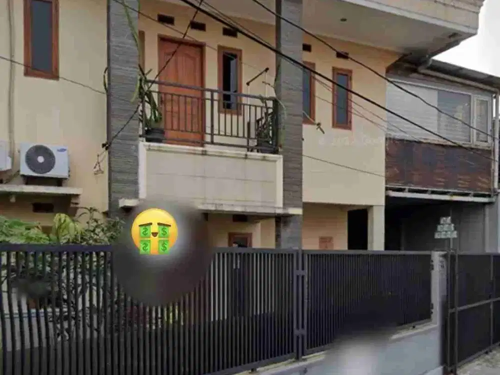 Rumah semi furnish  2 lantai di Turangga dengan KT4, carport 2 mobil, AC 3 unit, , lemari, kitchen set