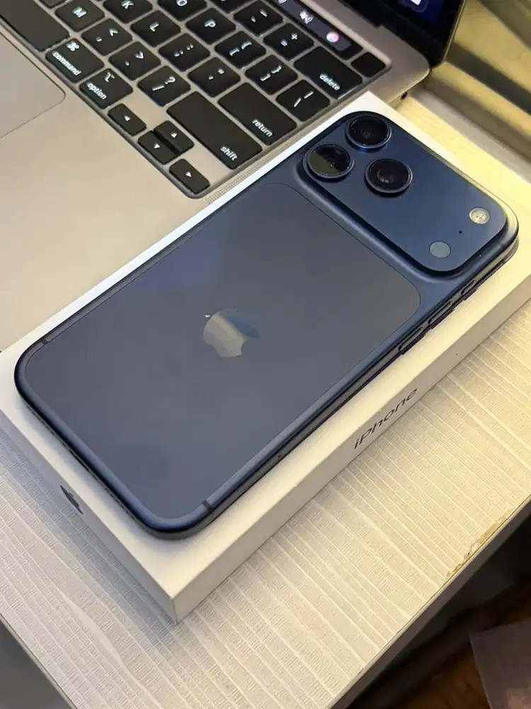 iPhone 17 Pro Max Deep Blue ex iBox