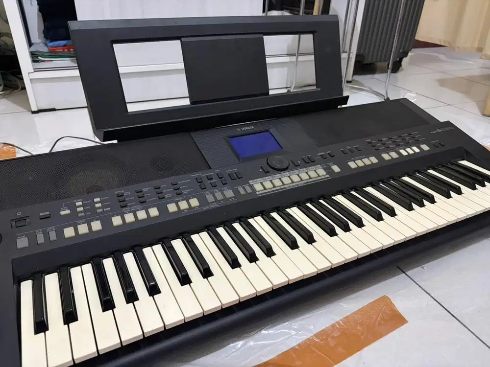 Yamaha PSR S650