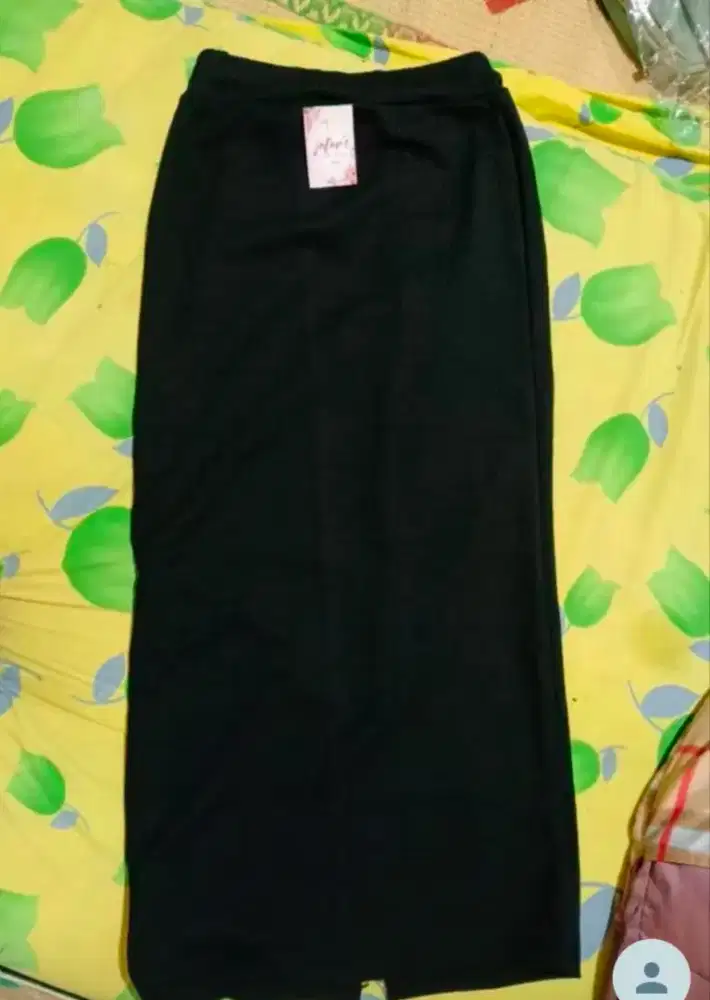 Rok dan celana baru