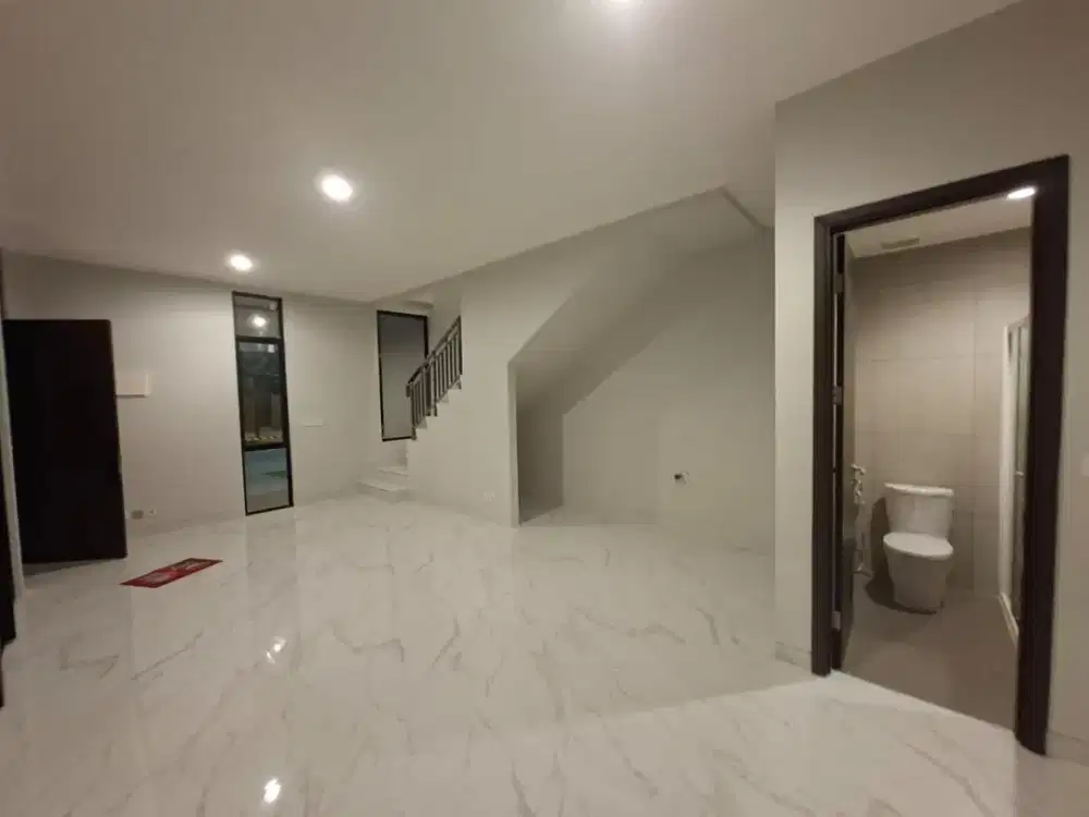 Disewa Murah Rumah PIK 2 Ukuran 8x15 Siap Huni