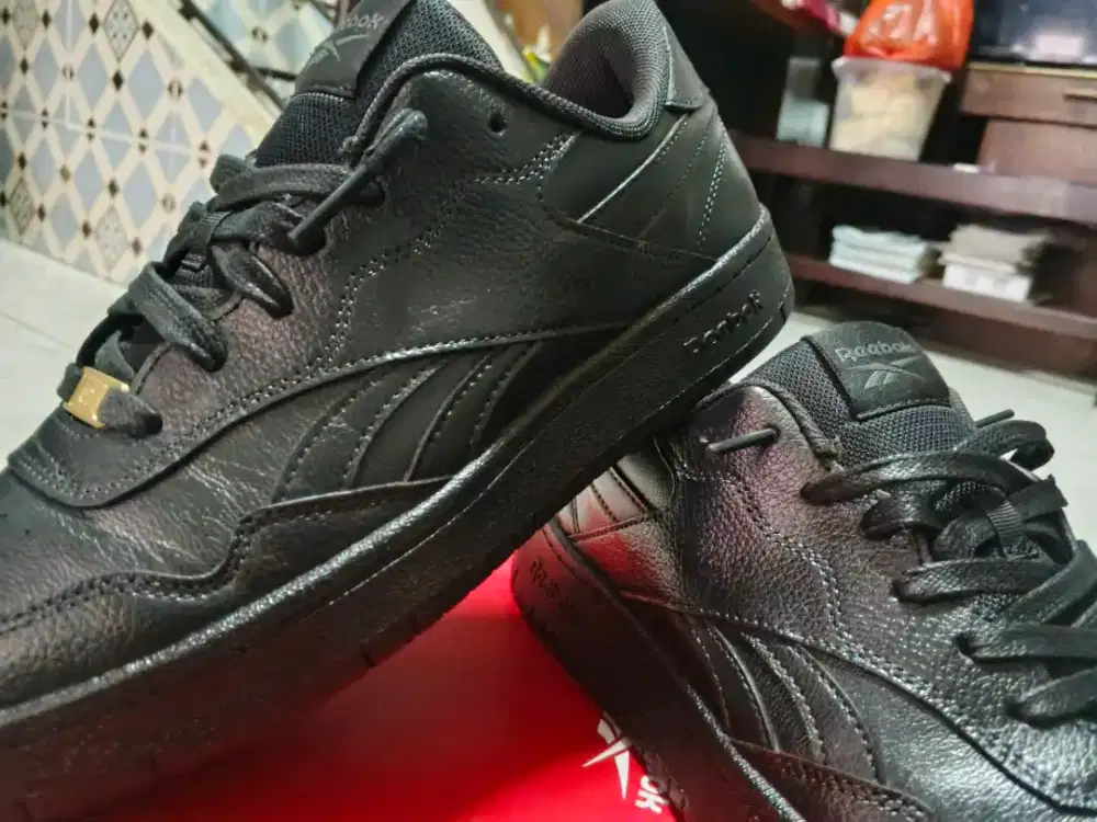 Rebook bb 1000 triple black