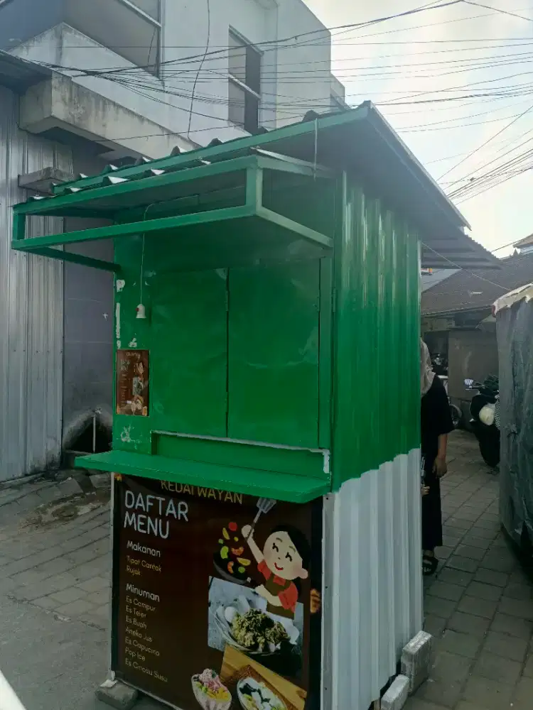 Booth container