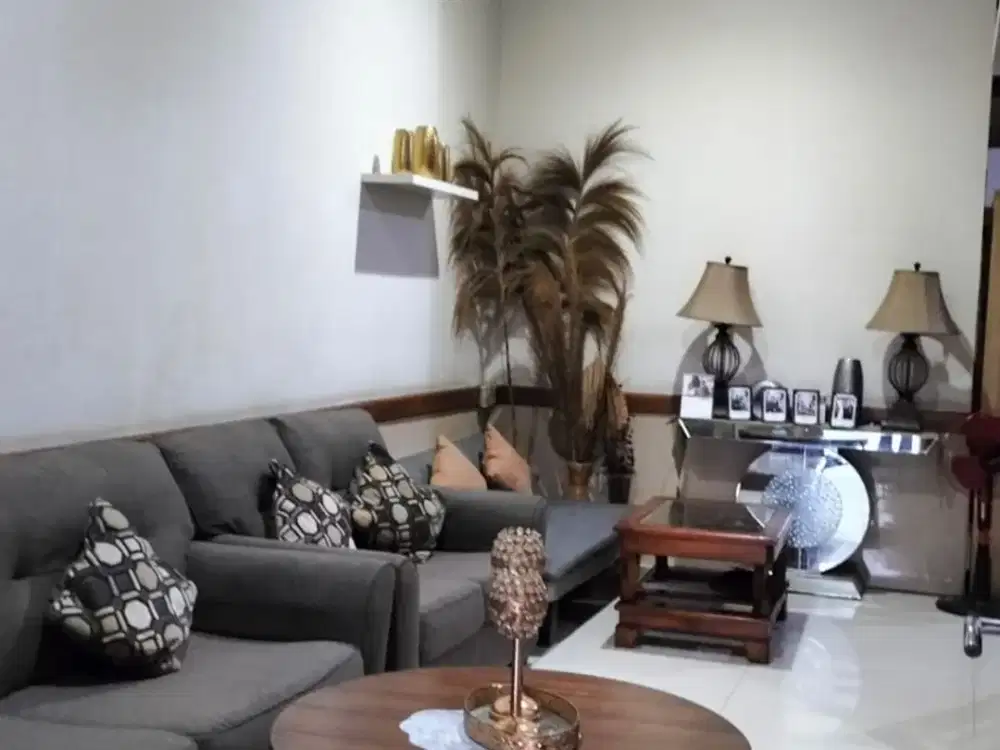 SUPER MURAH*DISEWAKAN RUMAH CANTIK FULL FURNISH DI BANDUNG DEKAT METRO INDAH MALL — SIAP HUNI & BIKIN BETAH!