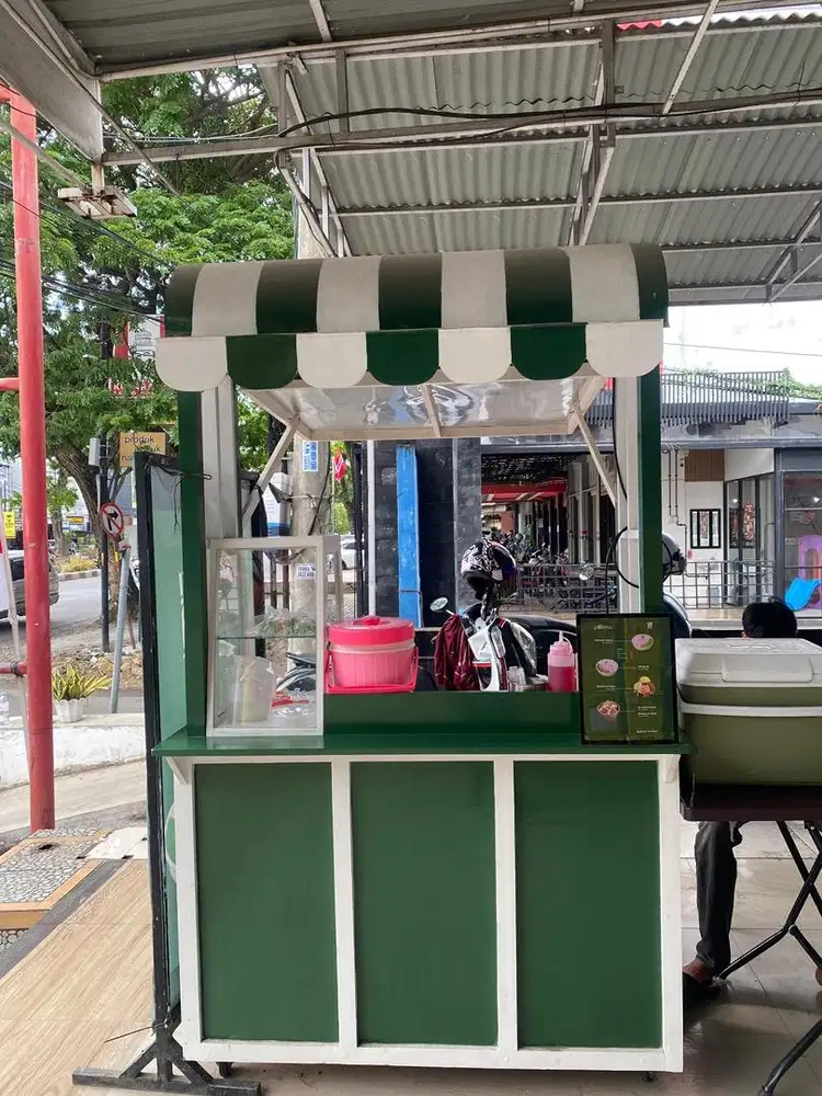 Booth jualan estetik berbahan kayu
