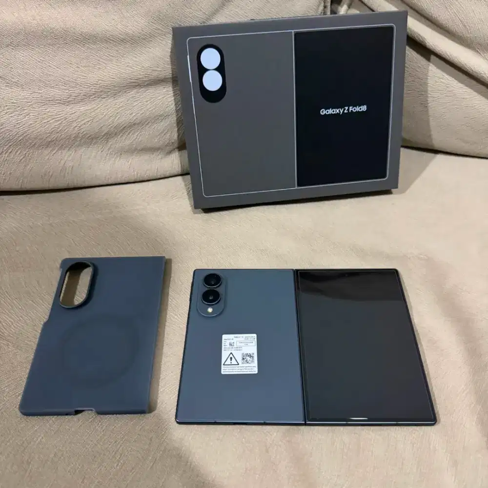 Samsung Galaxy Z Fold 8 Wide 512GB Graphite Pemakaian 1 Hari