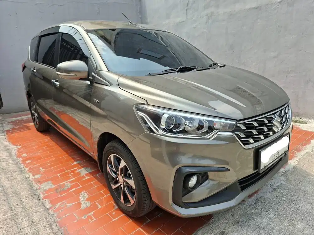 Over Kredit Mobil Ertiga Hybrid AT Tahun 2024