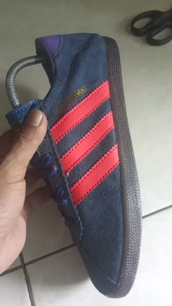Sepatu Adidas Shanghai