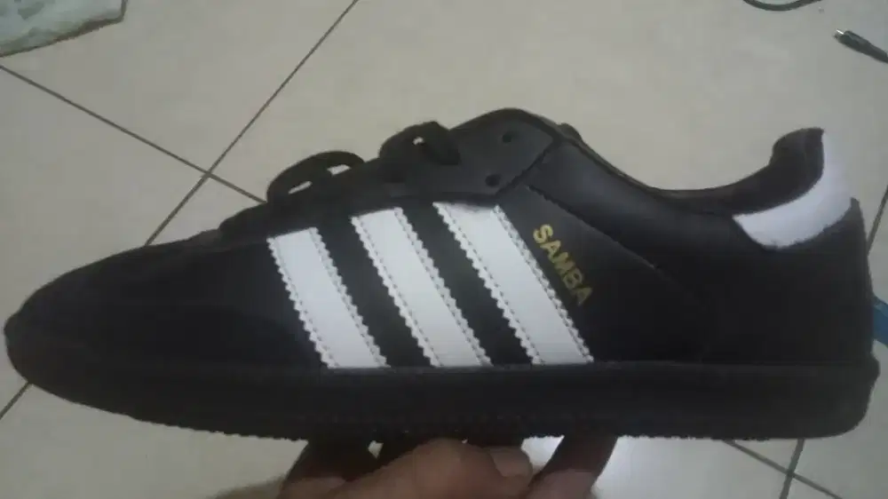 Sepatu Adidas samba