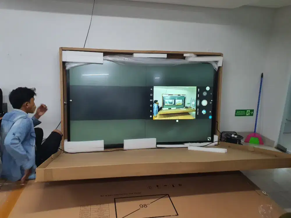 Lcd tv smart writeboard interaktif android windows 65 inch