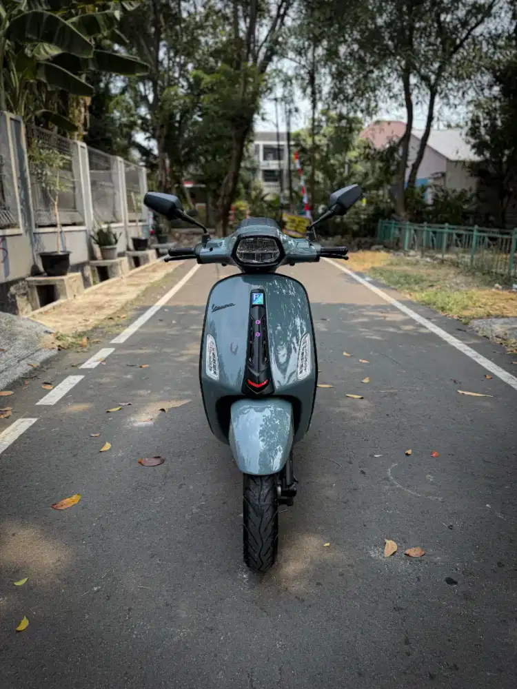 VESPA SPRINT S NEW MODEL 180CC 2026 GREY - TERMURAH