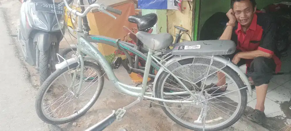 Sepeda mini ukuran 24 mulus
