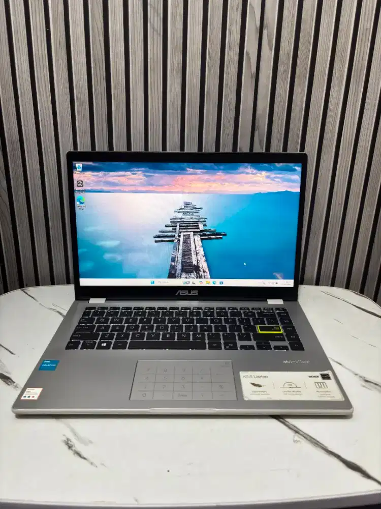 Asus vivobook e410k