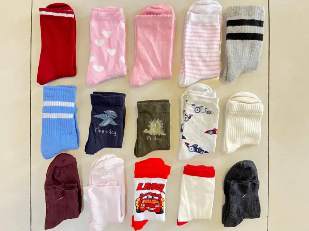 Kaos kaki grosir