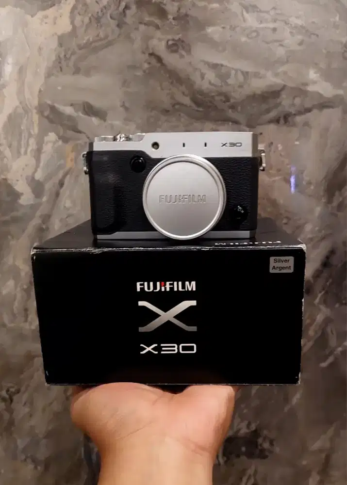 Fujifilm x30 like new