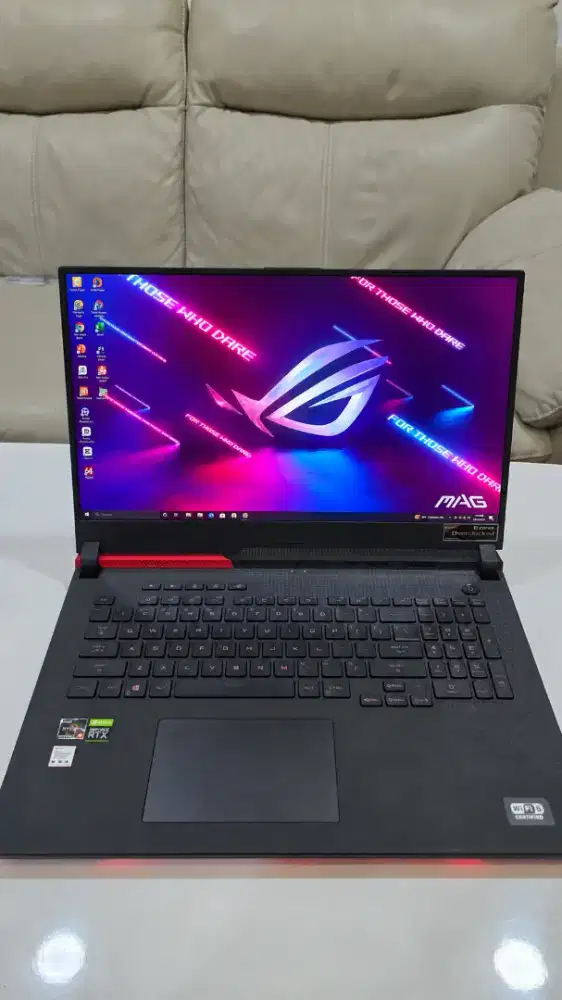 ASUS ROG STRIX G17 G713QM Ryzen 9 RTX 3060 | 16GB | 512GB | 144Hz