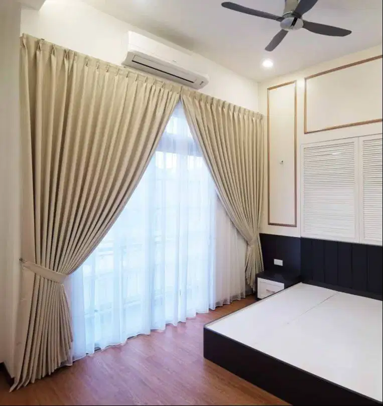 Menerima Pemasangan Gorden Wallpaper Dinding 3D Gordyn Hordeng Korden
