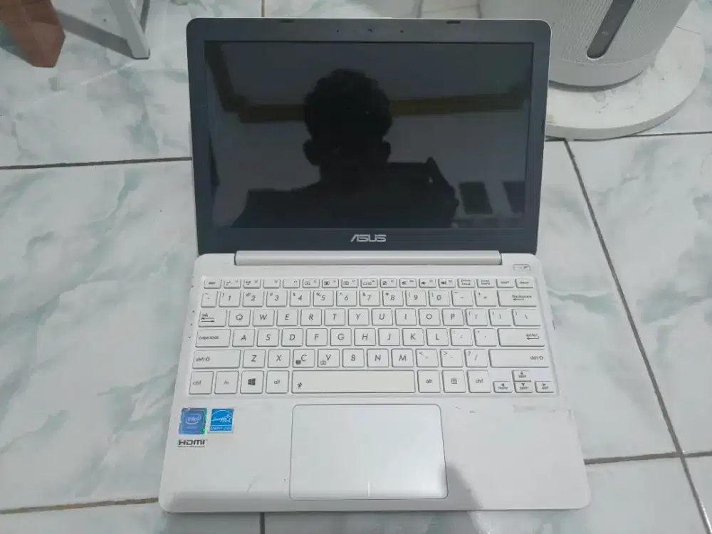 NOTEBOOK ASUS E203NAH