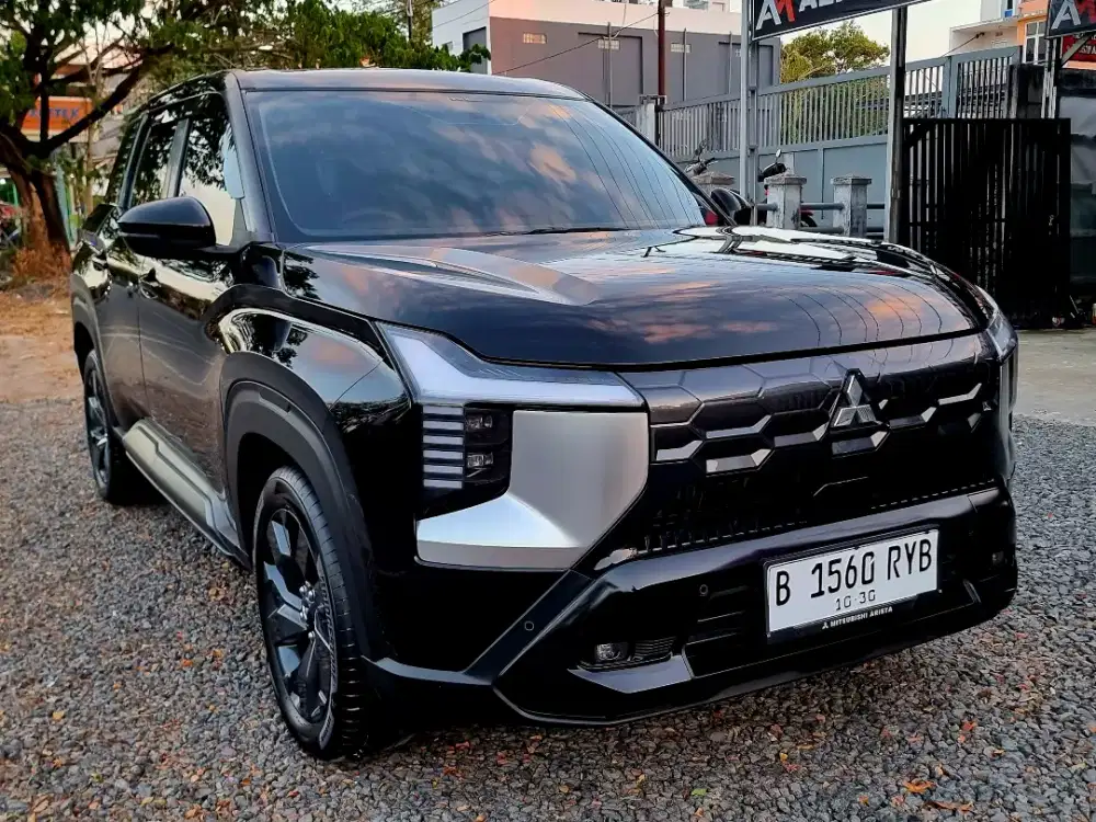 Mitsubishi Destinator Exceed Matic 2025 Orisinil Istimewa.Cash/Kredit