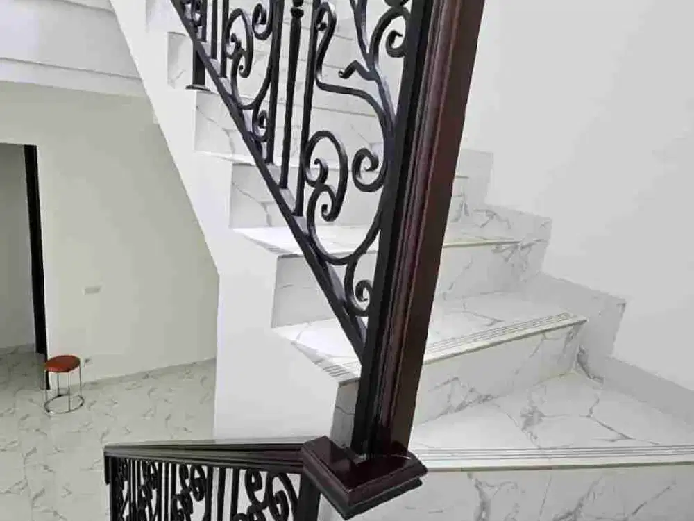 Dijual Rumah American Classic di Bintaro Jaya Tangerang Selatan
