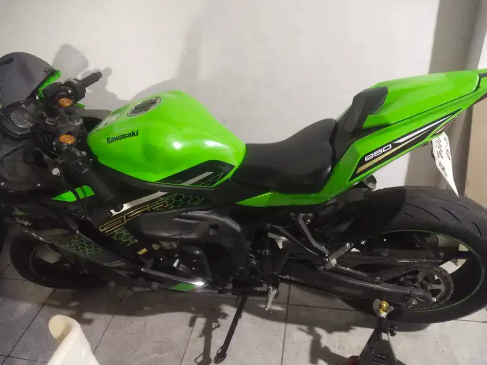 KAWASAKI NINJA ZX 250